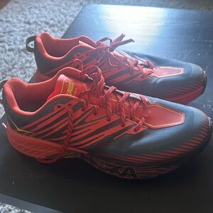 Men’s US size 13 Hoka one one speedgoat 4 trainers great condition